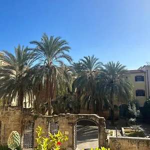 Domus Dei Cocchieri Bed & Breakfast